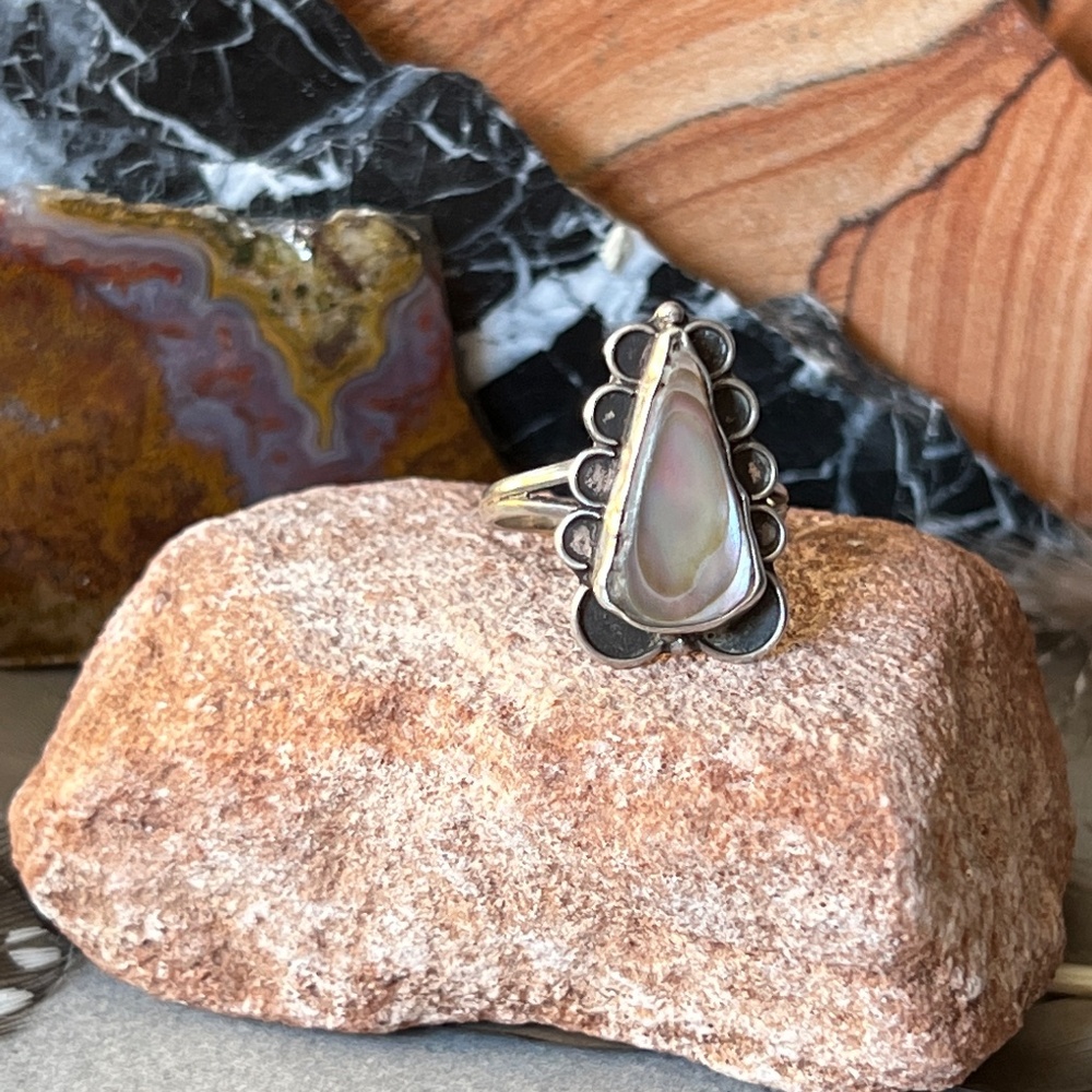 Triangle Design Abalone Shell Ring - image 2